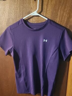 Under Armour Women’s Deep Purple Short Sleeve Athletic Tee